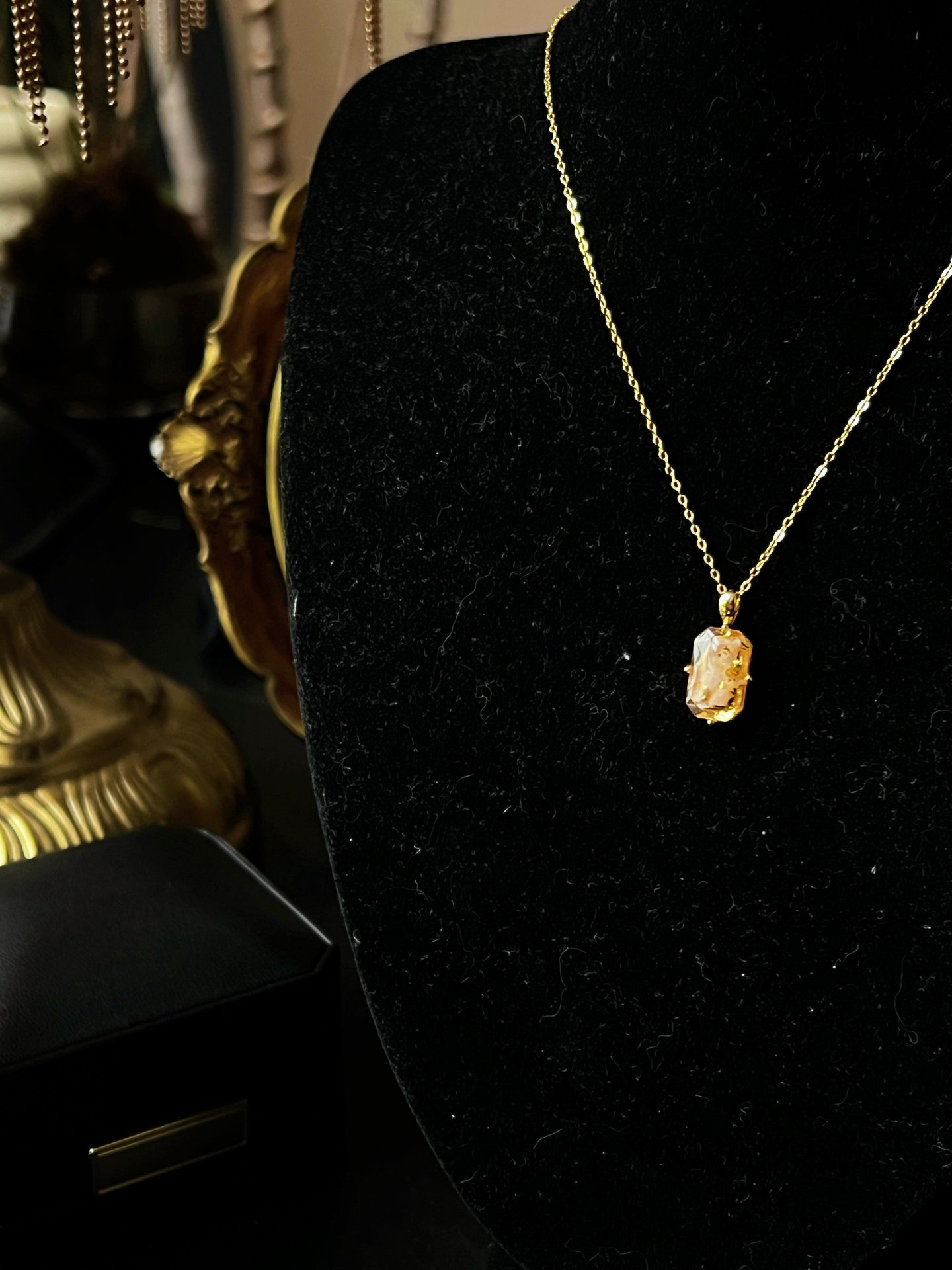 Pet Hair Rectangular Amber Pendant Necklace