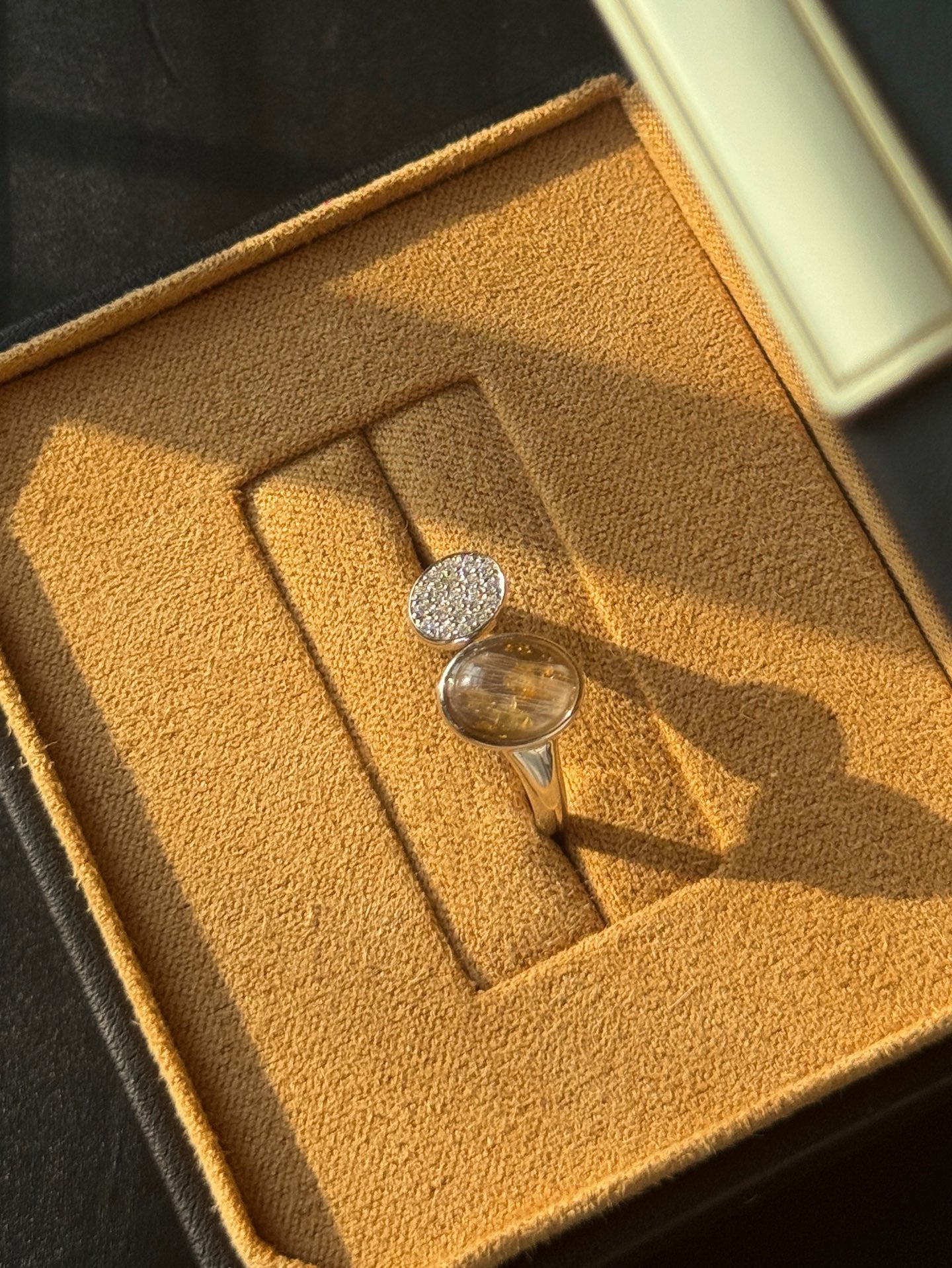 Pet Hair Memorial Ring with Zircon